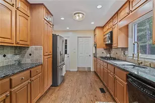 1777 E Gate Trail, Stone Mountain, GA 30087 - Photo 12