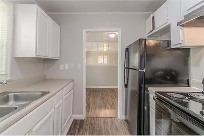 2239 Carey Drive SE, Atlanta, GA 30315 - Photo 6