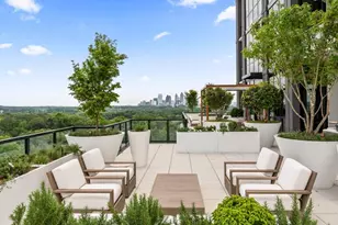 2425 Peachtree Rd NE, Atlanta, GA 30305 - Photo 20