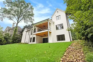 4757 Lake Forrest Dr NW, Atlanta, GA 30342 - Photo 64