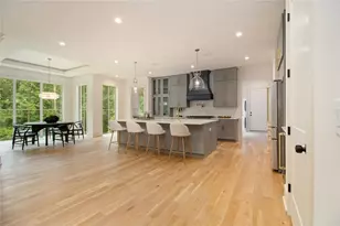 4757 Lake Forrest Dr NW, Atlanta, GA 30342 - Photo 10