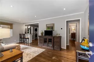 1060 Pinedale Dr SE, Smyrna, GA 30080 - Photo 2