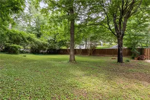 1060 Pinedale Dr SE, Smyrna, GA 30080 - Photo 26