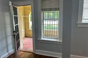 2855 Peachtree Rd NE, Atlanta, GA 30305 - Photo 2