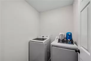 5301 NE Regency Lake Ct, Sugar Hill, GA 30518 - Photo 40