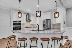 5301 NE Regency Lake Ct, Sugar Hill, GA 30518 - Photo 14