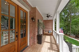 5301 NE Regency Lake Ct, Sugar Hill, GA 30518 - Photo 4