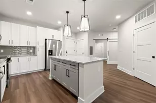 2648 Sandy Plains Rd, Marietta, GA 30066 - Photo 4