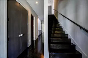 721 Longleaf Dr NE, Atlanta, GA 30342 - Photo 10