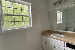 4069 Savannah Ridge Ct, Loganville, GA 30052 - Photo 10