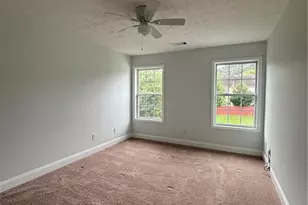 4069 Savannah Ridge Ct, Loganville, GA 30052 - Photo 8