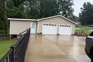 3964 Hamilton Mill Rd, Buford, GA 30519 - Photo 2