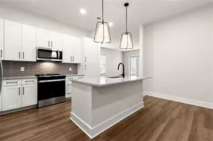 2648 Sandy Plains Rd, Marietta, GA 30066 - Photo 2