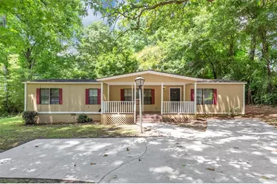 2017 S Deshon Road, Lithonia, GA 30058 - Photo 2