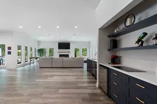 330 Longvue Ct, Johns Creek, GA 30097 - Photo 38