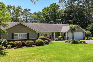 103 Mims Dr, Calhoun, GA 30701 - Photo 1