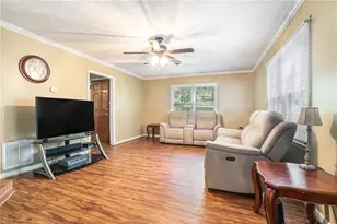 256 Frederick Dr, Athens, GA 30607 - Photo 4