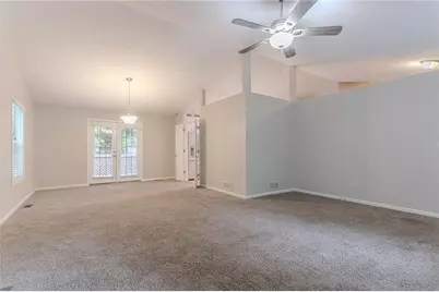 2140 Deer Trail, Suwanee, GA 30024 - Photo 14