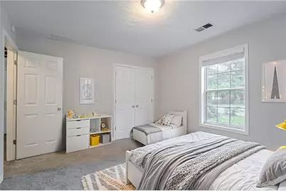 2140 Deer Trail, Suwanee, GA 30024 - Photo 8