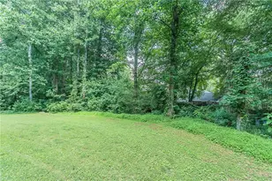 2140 Deer Trail, Suwanee, GA 30024 - Photo 36
