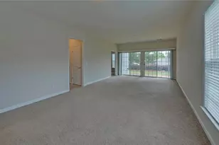 6218 Azalea Way, Hoschton, GA 30548 - Photo 4