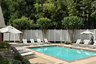 211 Colonial Homes Dr NW, Atlanta, GA 30309 - Photo 22