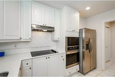 211 Colonial Homes Drive NW #2304, Atlanta, GA 30309 - Photo 8