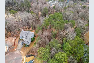 570 Belada Boulevard, Sandy Springs, GA 30342 - Photo 4