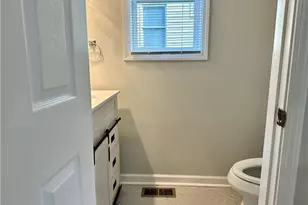 2650 Batavia St, East Point, GA 30344 - Photo 8