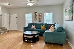2650 Batavia St, East Point, GA 30344 - Photo 2