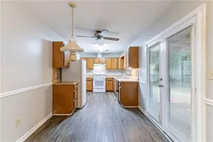 604 Hamlet Ct SE, Conyers, GA 30094 - Photo 12