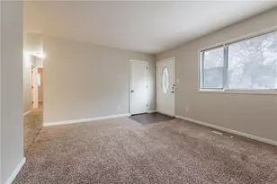 1410 Willow Dr, Riverdale, GA 30296 - Photo 8