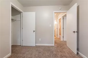 1410 Willow Dr, Riverdale, GA 30296 - Photo 24