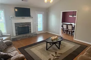 3428 Pleasant View Ct, Loganville, GA 30052 - Photo 2