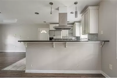 2475 Harvel Drive NW, Atlanta, GA 30318 - Photo 10