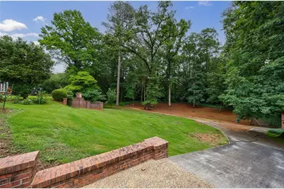 280 Blackland Road NW, Atlanta, GA 30342 - Photo 10