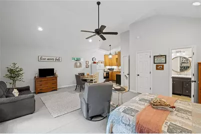 115 Leaf Lake Drive, Suwanee, GA 30024 - Photo 6