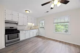 135 E Hill St, Decatur, GA 30030 - Photo 12