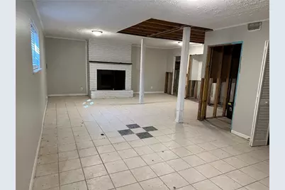 915 Lake Drive, Snellville, GA 30039 - Photo 6