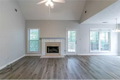 12015 Harbour Town Parkway, Fayetteville, GA 30215 - Photo 14