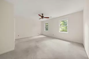 127 Roe Hampton Ln, Stone Mountain, GA 30087 - Photo 36