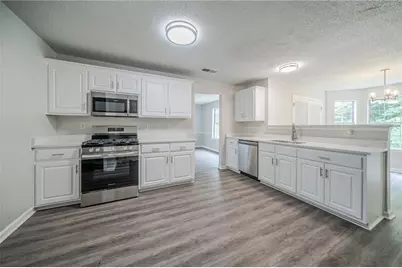 621 Lakewater View Drive, Stone Mountain, GA 30087 - Photo 2