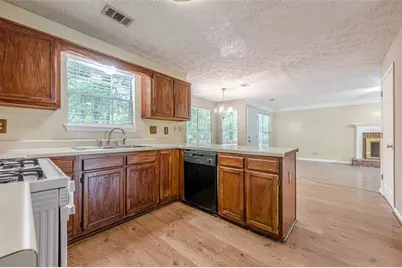 2563 Creek Terrace, Snellville, GA 30078 - Photo 6