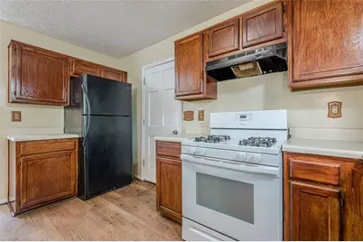 2563 Creek Terrace, Snellville, GA 30078 - Photo 6