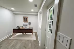 785 Weatherly Ln, Sandy Springs, GA 30328 - Photo 6