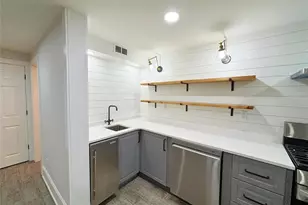 785 Weatherly Ln, Sandy Springs, GA 30328 - Photo 14