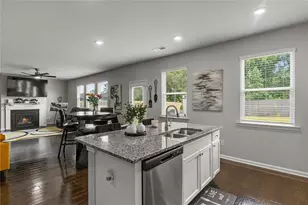 7207 Gladstone Cir, Stonecrest, GA 30038 - Photo 10