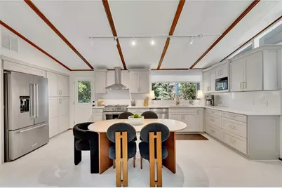 111 Robinhood Drive, Woodstock, GA 30188 - Photo 8