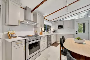 111 Robinhood Dr, Woodstock, GA 30188 - Photo 12