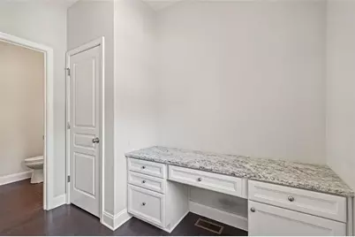 1463 Edgebrook Court NE #14, Atlanta, GA 30329 - Photo 16